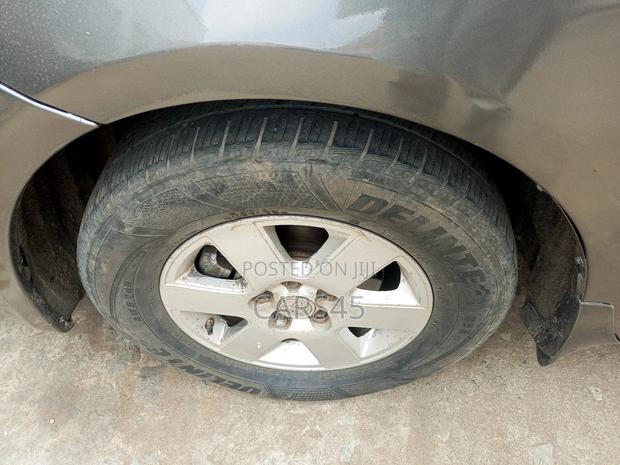 Toyota Sienna 2004 Gray