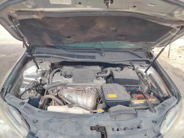 Toyota Camry 2015 Silver
