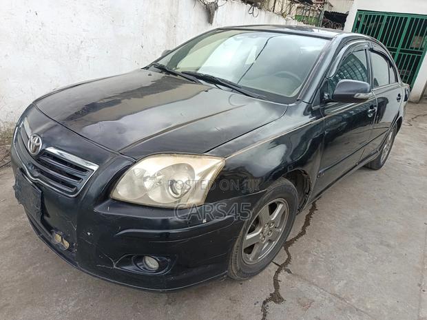 Toyota Avensis 2005 Black