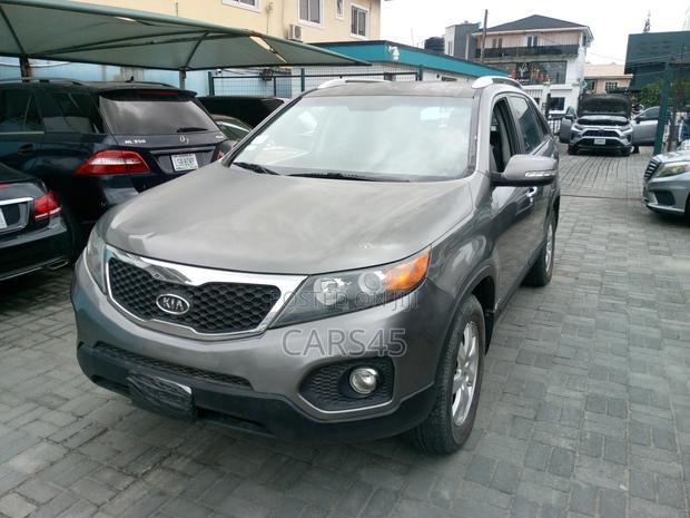 Kia Sorento 2012 Gray
