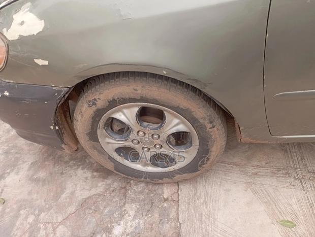 Toyota Corolla 2003 Gray