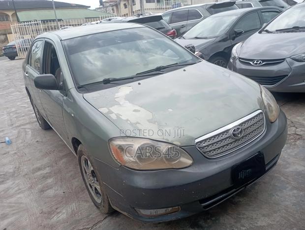 Toyota Corolla 2003 Gray