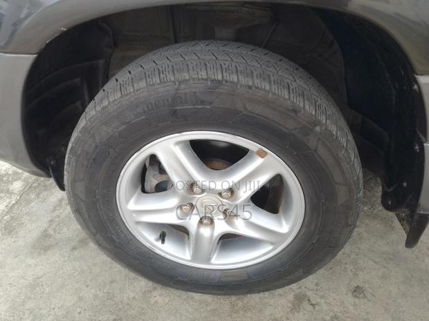 Lexus RX 2000 Gray