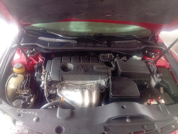 Toyota Camry 2011 Red