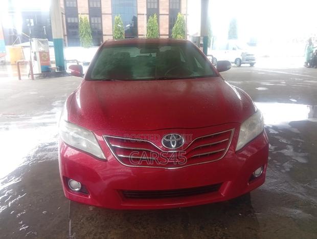 Toyota Camry 2011 Red