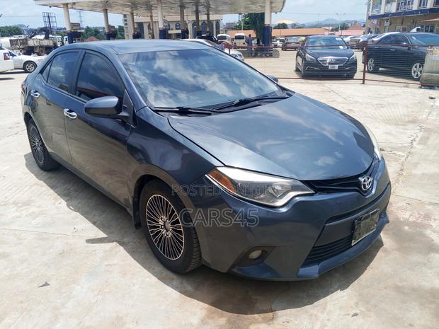 Toyota Corolla 2016 Gray
