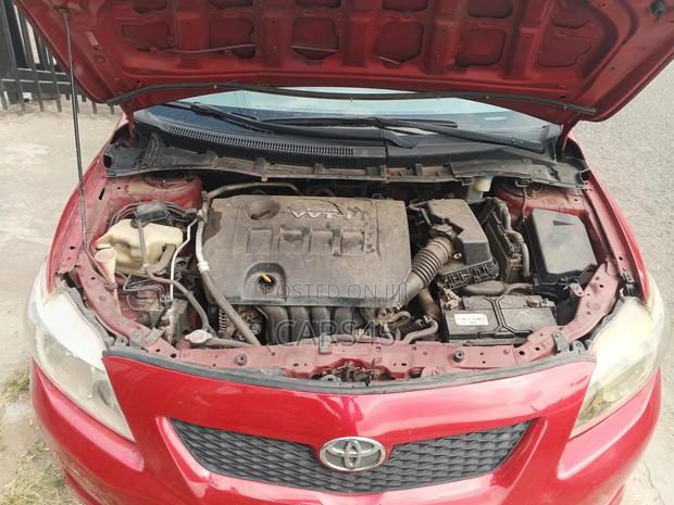 Toyota Corolla 2009 Red
