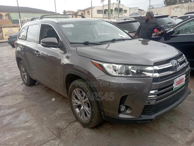 Toyota Highlander 2014 Gray