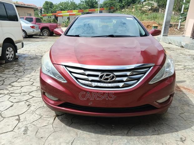 Hyundai Sonata 2013 Red