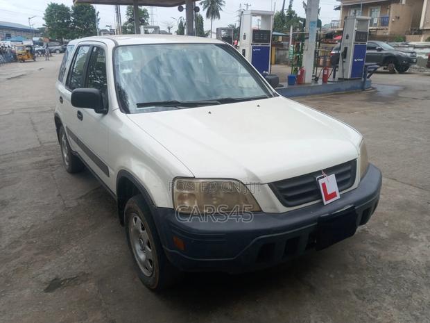 Honda CR-V 2001 White