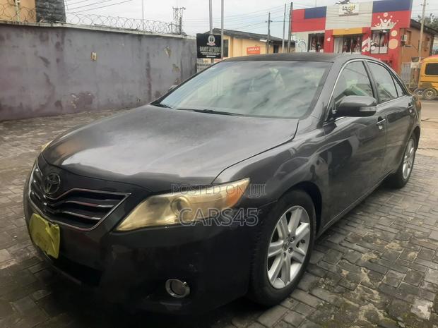 Toyota Camry 2007 Gray