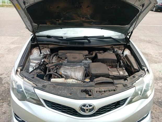 Toyota Camry 2013 Silver