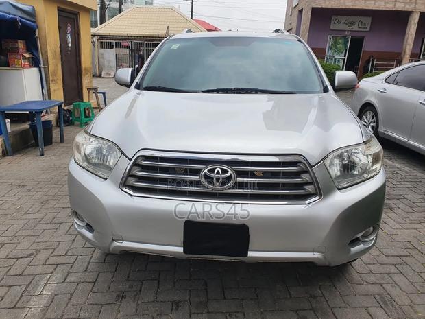Toyota Highlander 2009 Silver