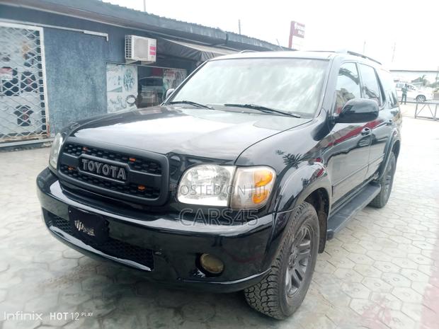 Toyota Sequoia 2003 Black