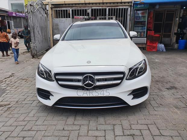 Mercedes-Benz E300 2017 White