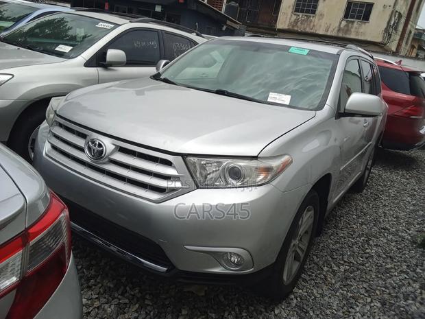 Toyota Highlander Limited 2012 Silver