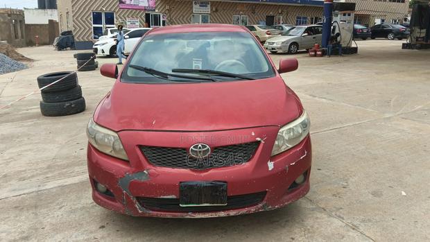Toyota Corolla 2009 Red