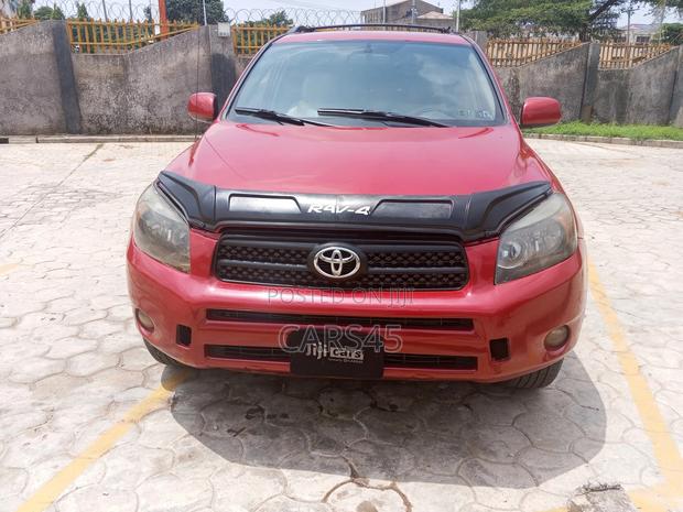 Toyota RAV4 2008 Red