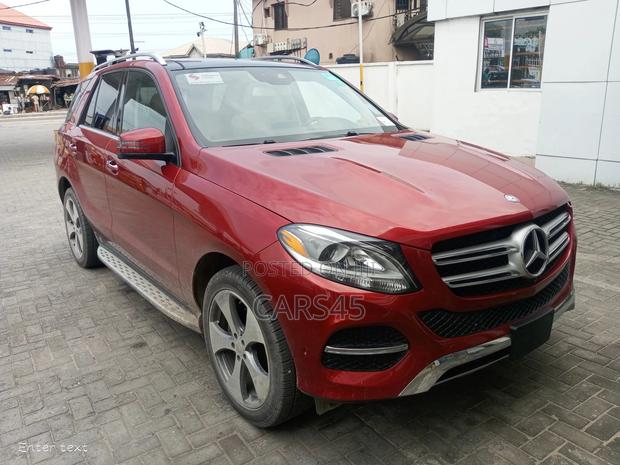 Mercedes-Benz GLE-Class 2016 Red