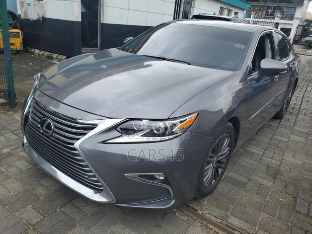 Lexus ES 2014 Gray