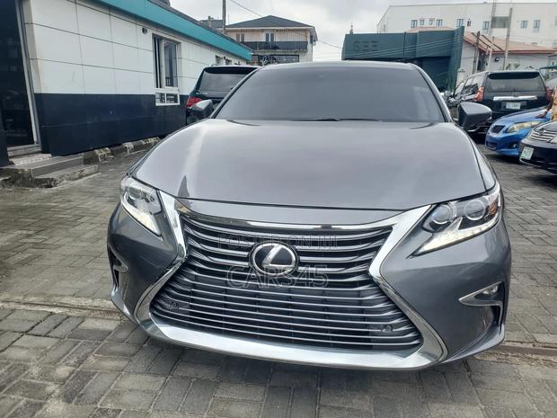 Lexus ES 2014 Gray