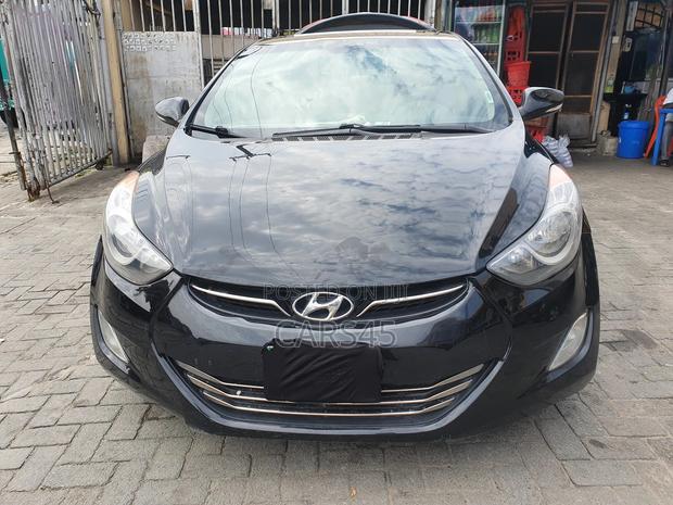 Hyundai Elantra 2012 Black