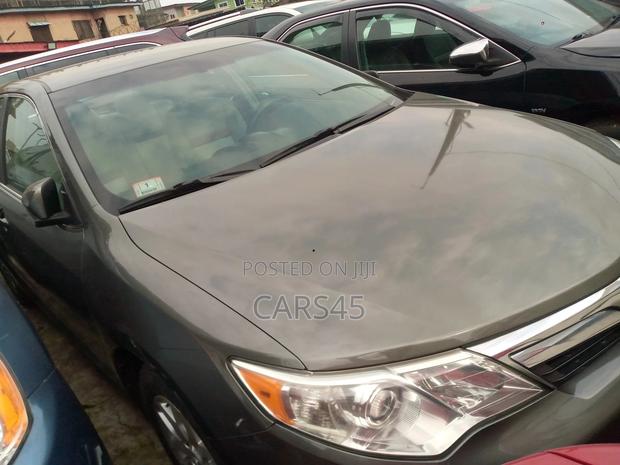 Toyota Camry SE 4dr Sedan (2.5L 4cyl 6A) 2014 Green