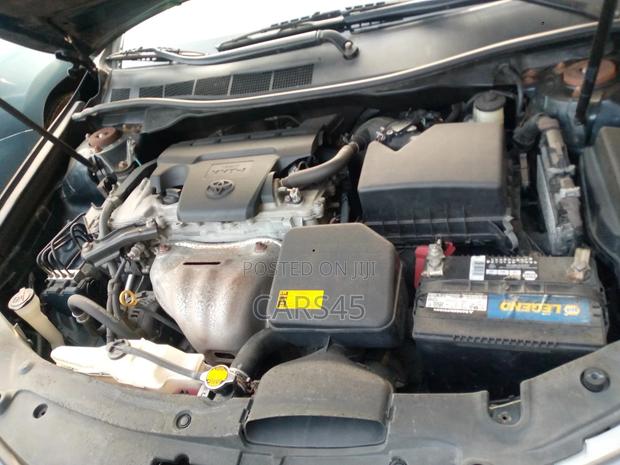 Toyota Camry SE 4dr Sedan (2.5L 4cyl 6A) 2014 Black
