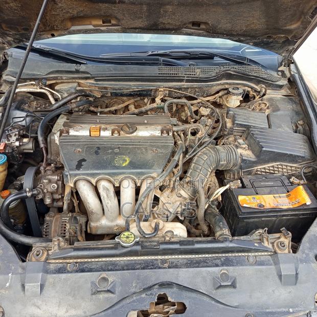 Honda Accord 2005 Black