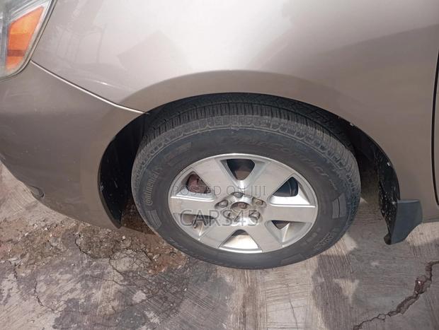 Toyota Sienna 2004 Gold