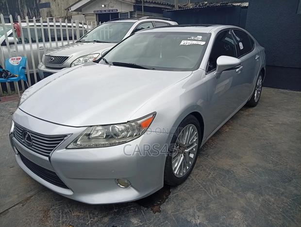 Lexus ES 2013 Silver