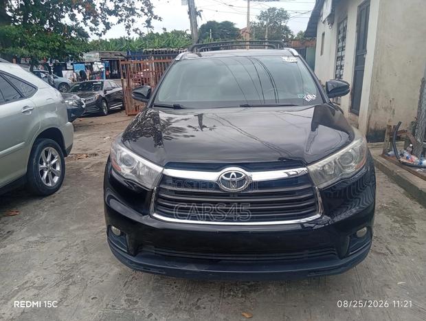 Toyota Highlander 2016 Black