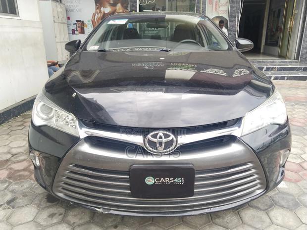 Toyota Camry 2016 Black