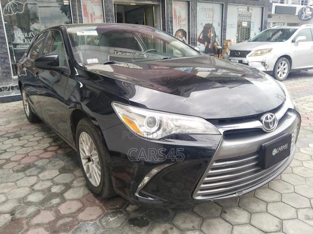 Toyota Camry 2016 Black
