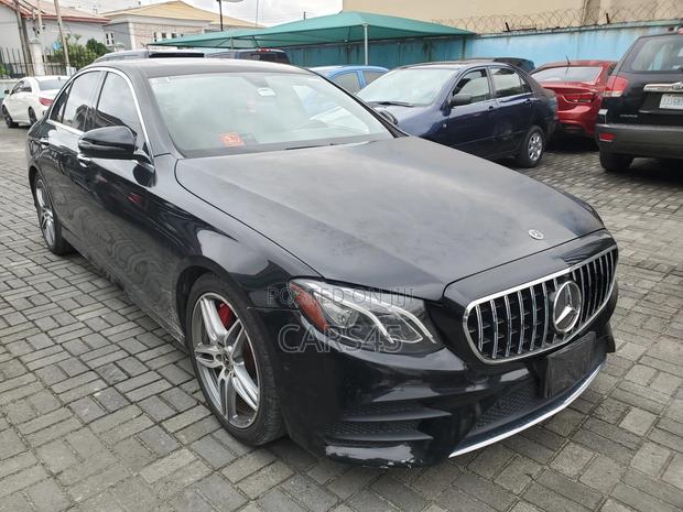 Mercedes-Benz E300 2018 Black