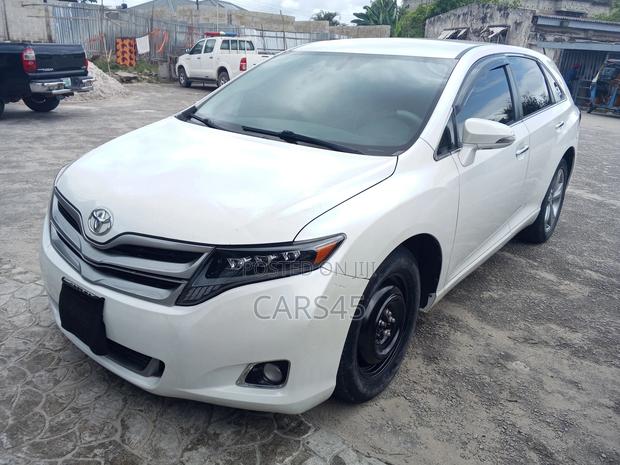 Toyota Venza XLE FWD V6 2013 White