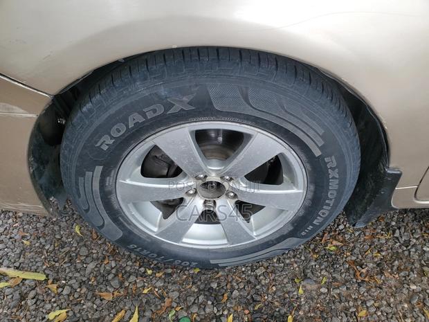 Toyota Corolla 2009 Gold
