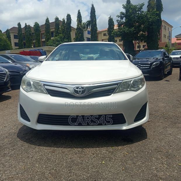 Toyota Camry 2014 White