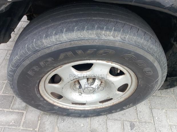 Toyota RAV4 1997 Black