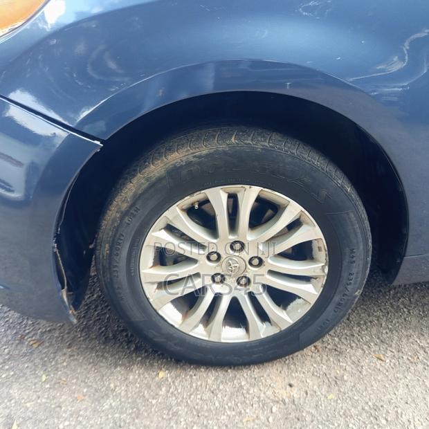 Toyota Sienna 2014 Blue