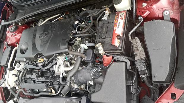Toyota Camry XSE FWD (2.5L 4cyl 8AM) 2018 Red