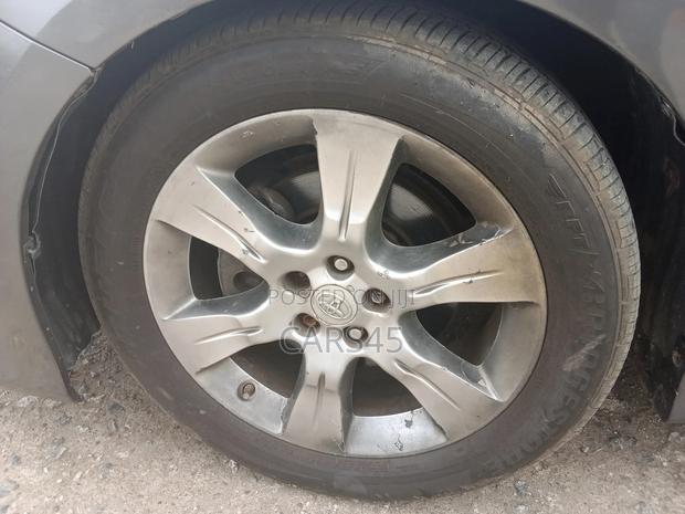 Toyota Sienna 2012 Silver