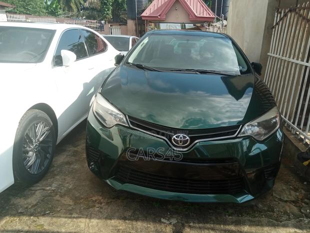 Toyota Corolla 2015 Gray