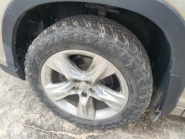 Toyota Highlander 2015 Gold