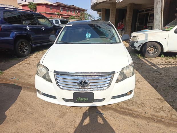 Toyota Avalon 2008 White