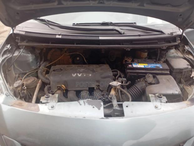 Toyota Yaris 2007 Gray