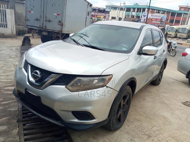 Nissan Rogue 2016 Silver