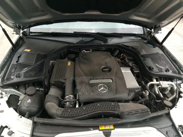 Mercedes-Benz C300 2016 Silver
