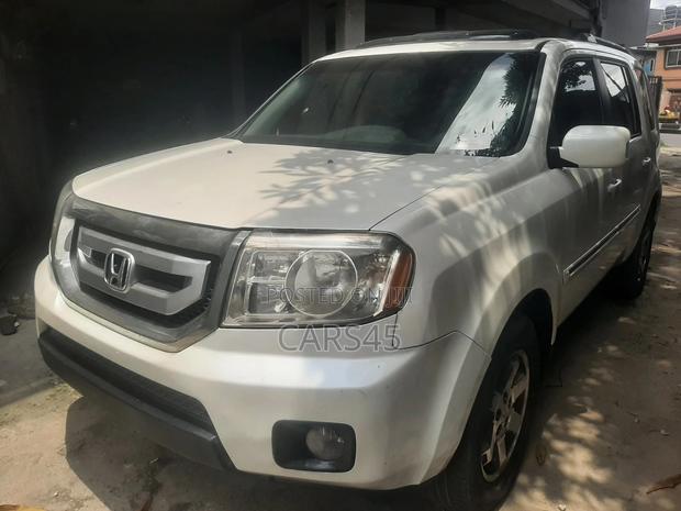 Honda Pilot 2011 White