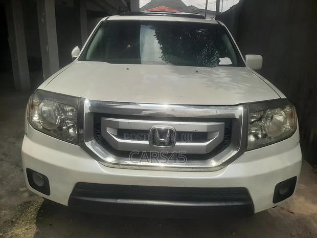 Honda Pilot 2011 White